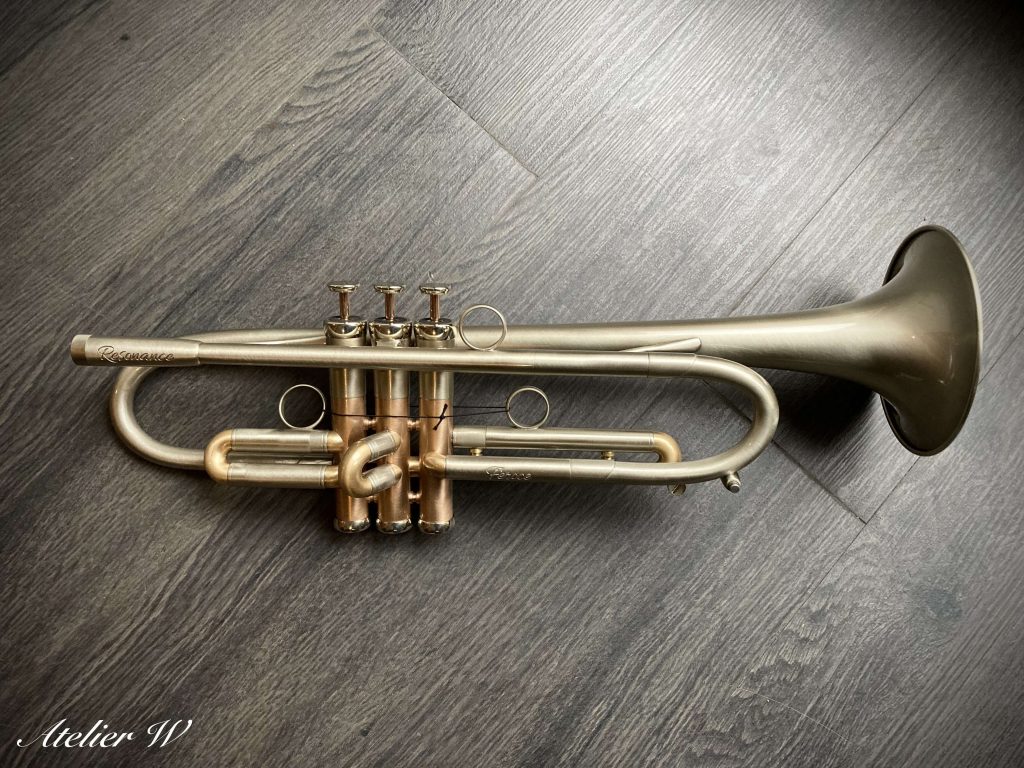Ar clearance resonance trumpet